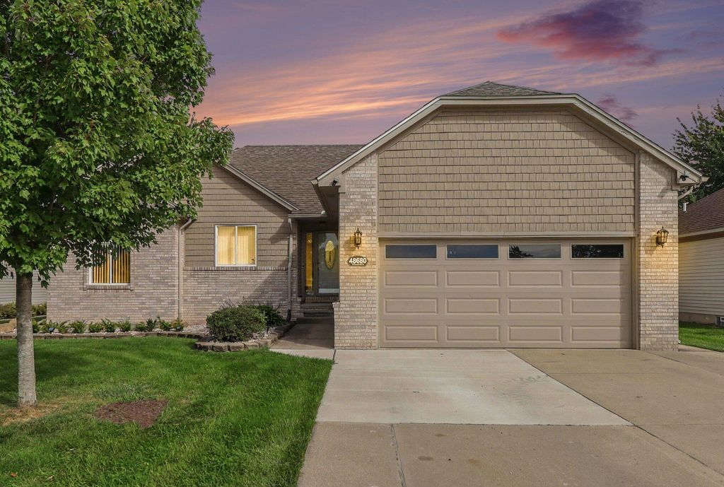48680 Wheatfield Street, Chesterfield