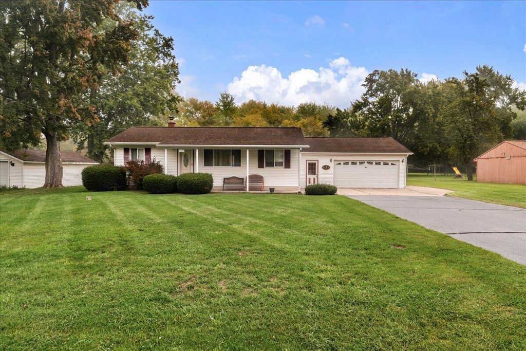 1177 Glendale Street, Burton