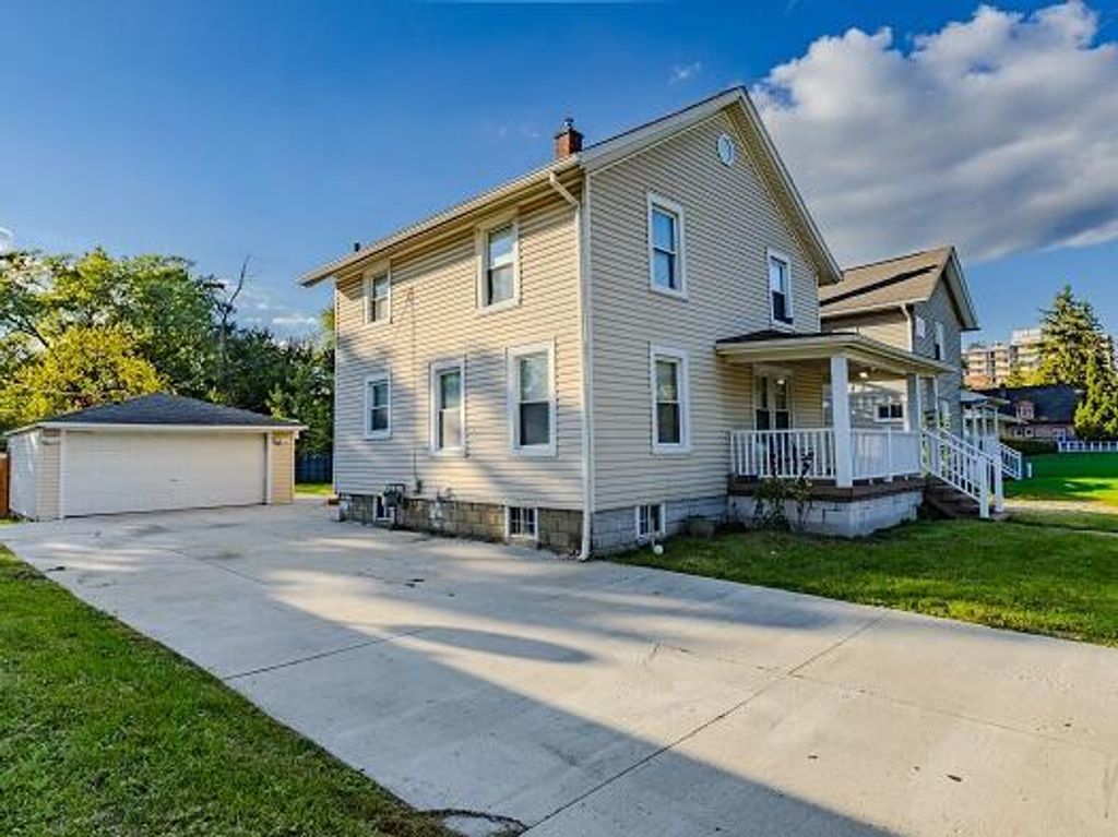 206 S Hamilton Street, Ypsilanti