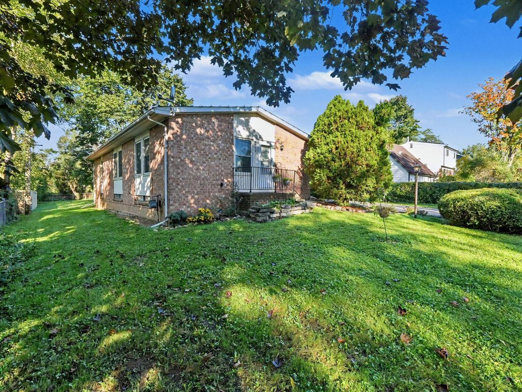 3460 La Salle Drive, Ann Arbor