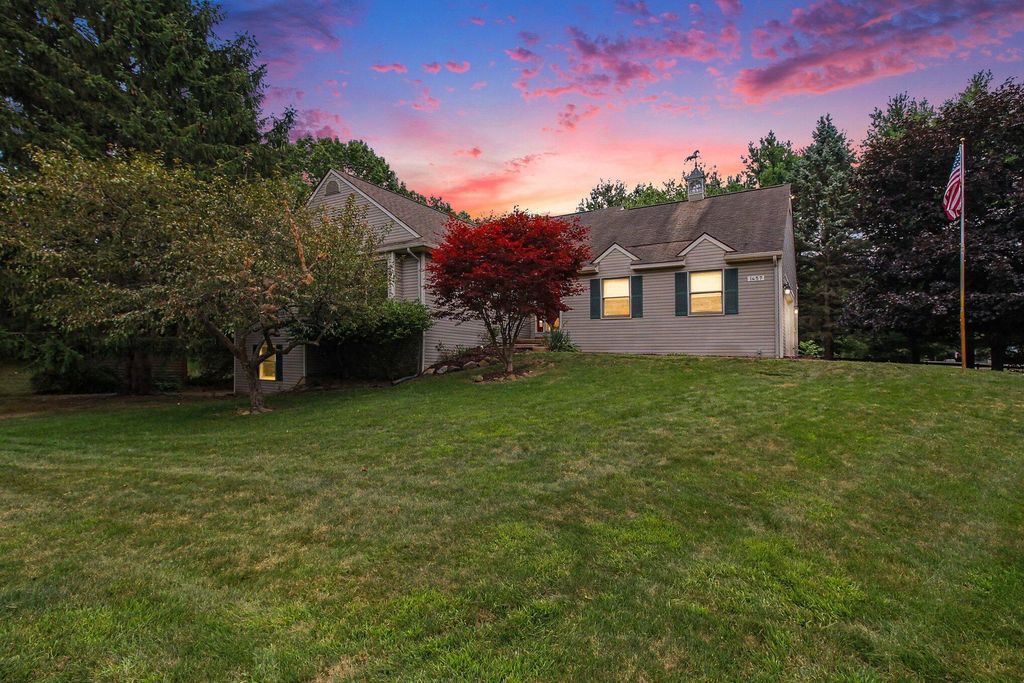 1457 Indian Trail, Milford