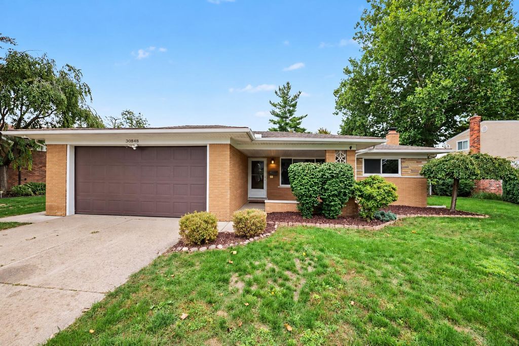 30848 Ohmer Drive, Warren