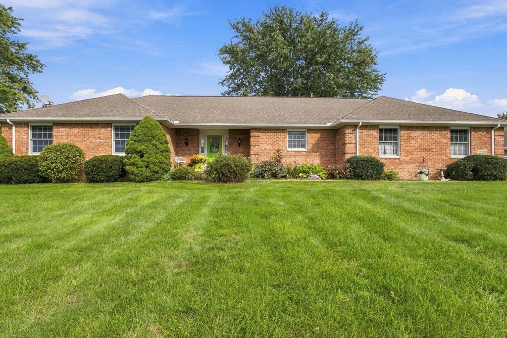 6100 Mast Road, Dexter
