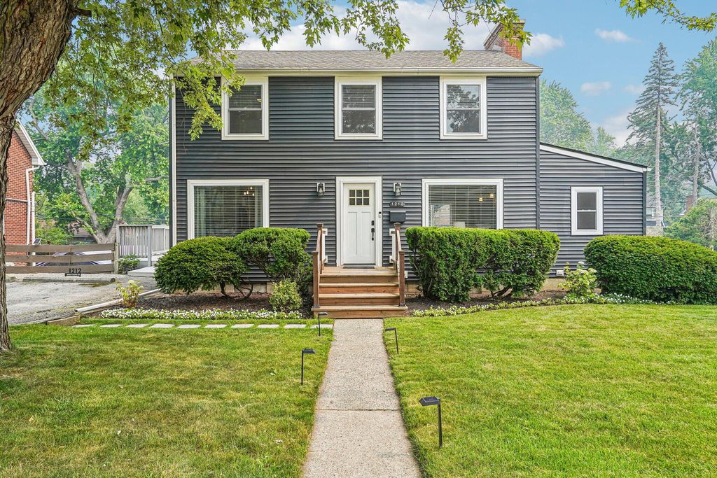 1212 Washtenaw Road, Ypsilanti
