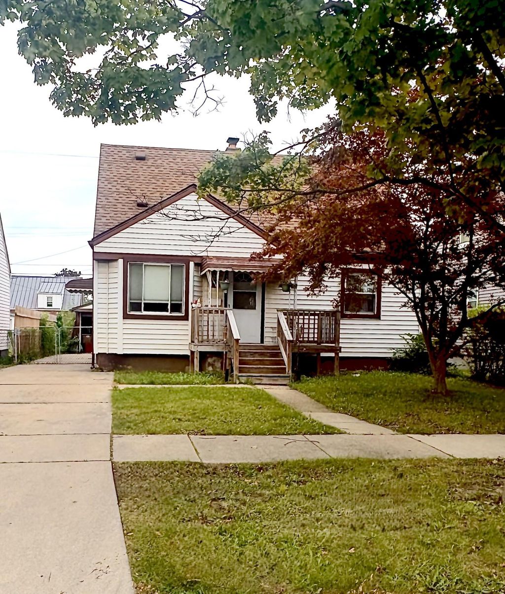 812 Cleveland Avenue, Lincoln Park