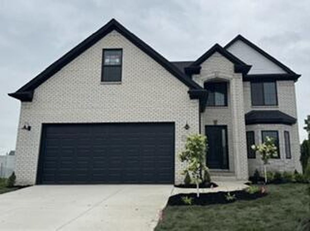 733 Britt Circle, Dundee