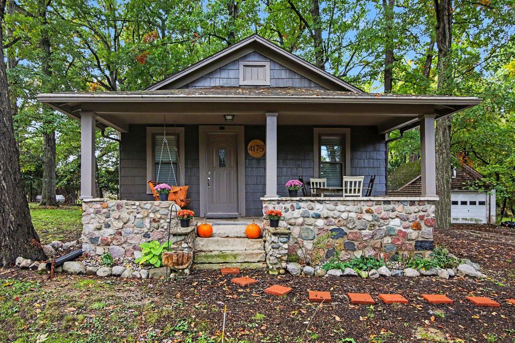 4175 Dexter Ann Arbor Road, Ann Arbor