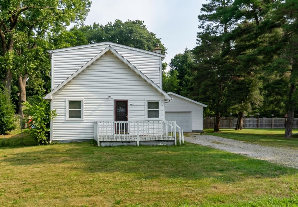2900 Risdale Avenue, Lansing
