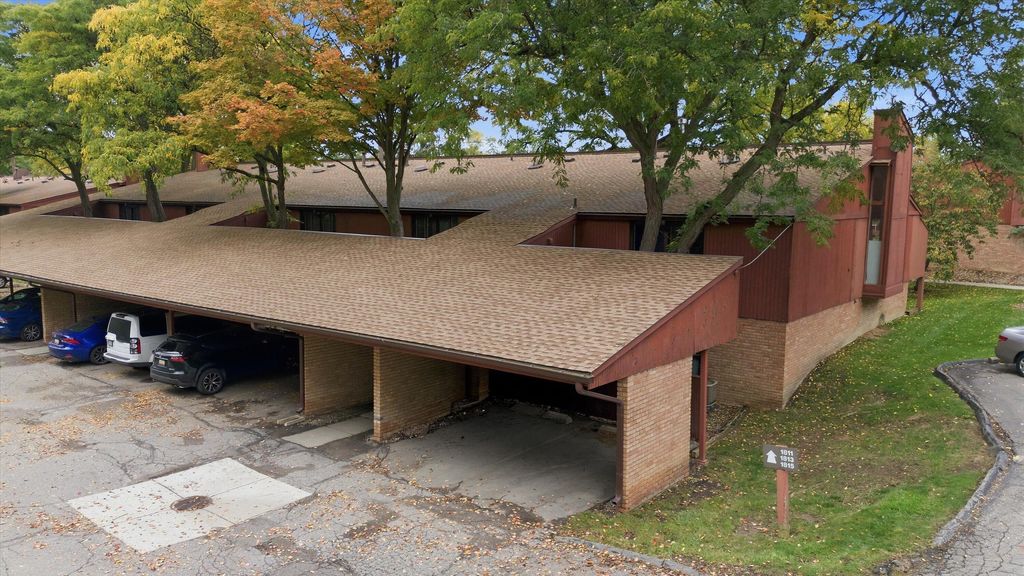 1809 Independence Boulevard Unit: 15b, Ann Arbor city