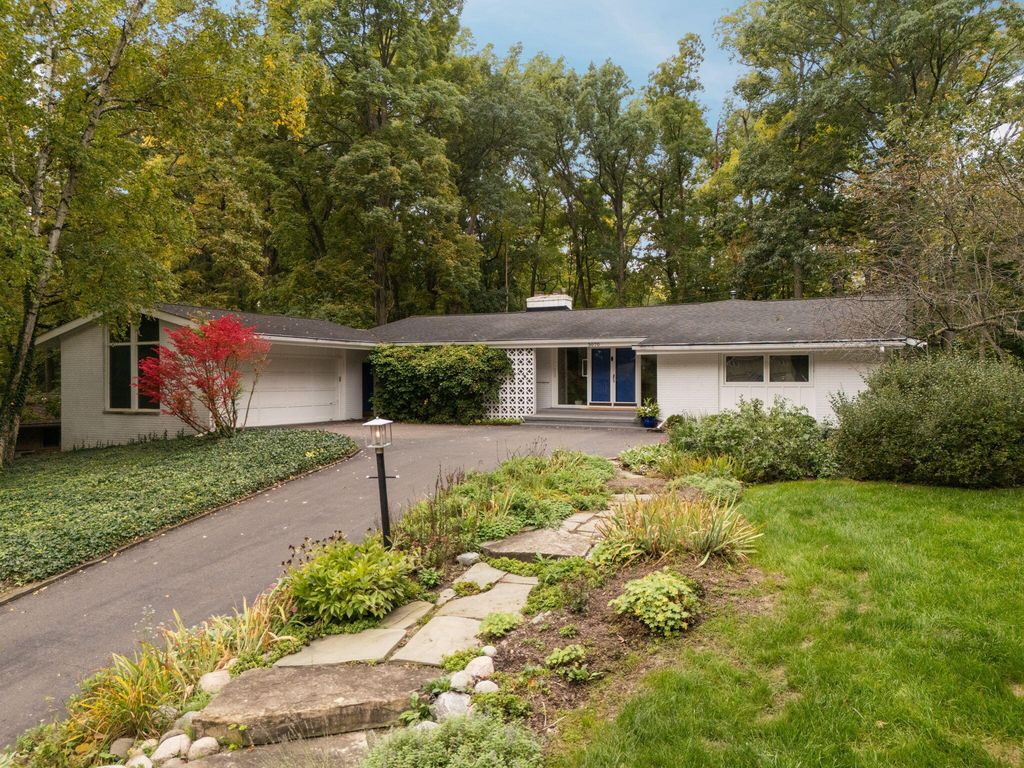 3070 Exmoor Road, Ann Arbor