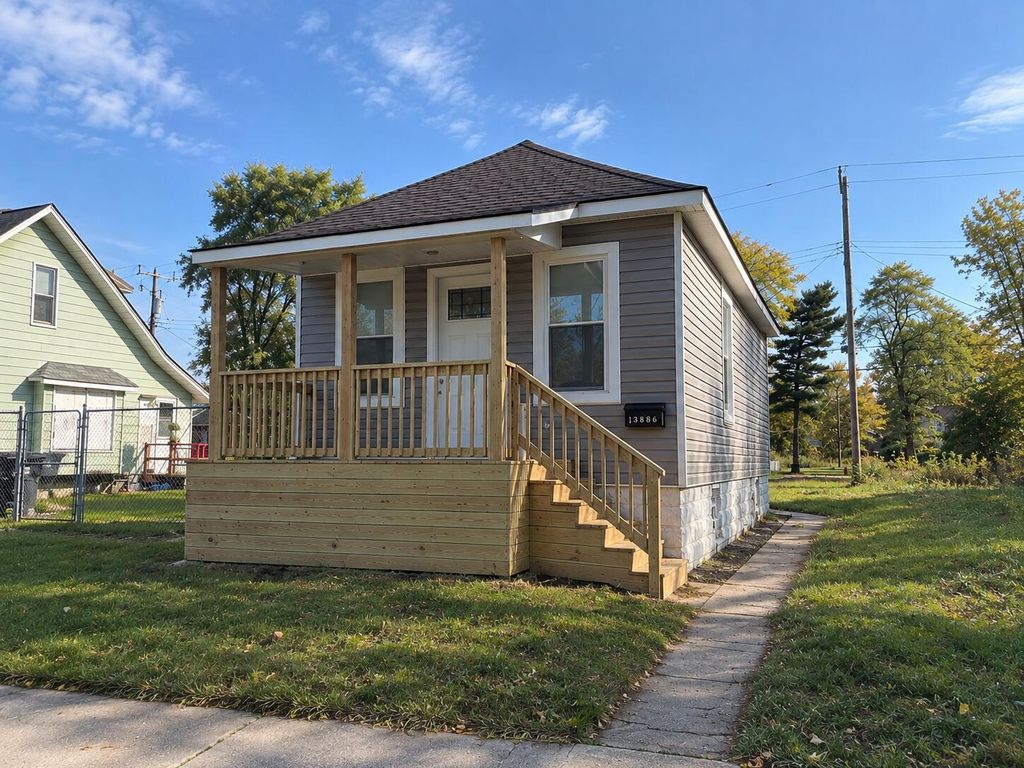 13886 Mcdougall, Hamtramck