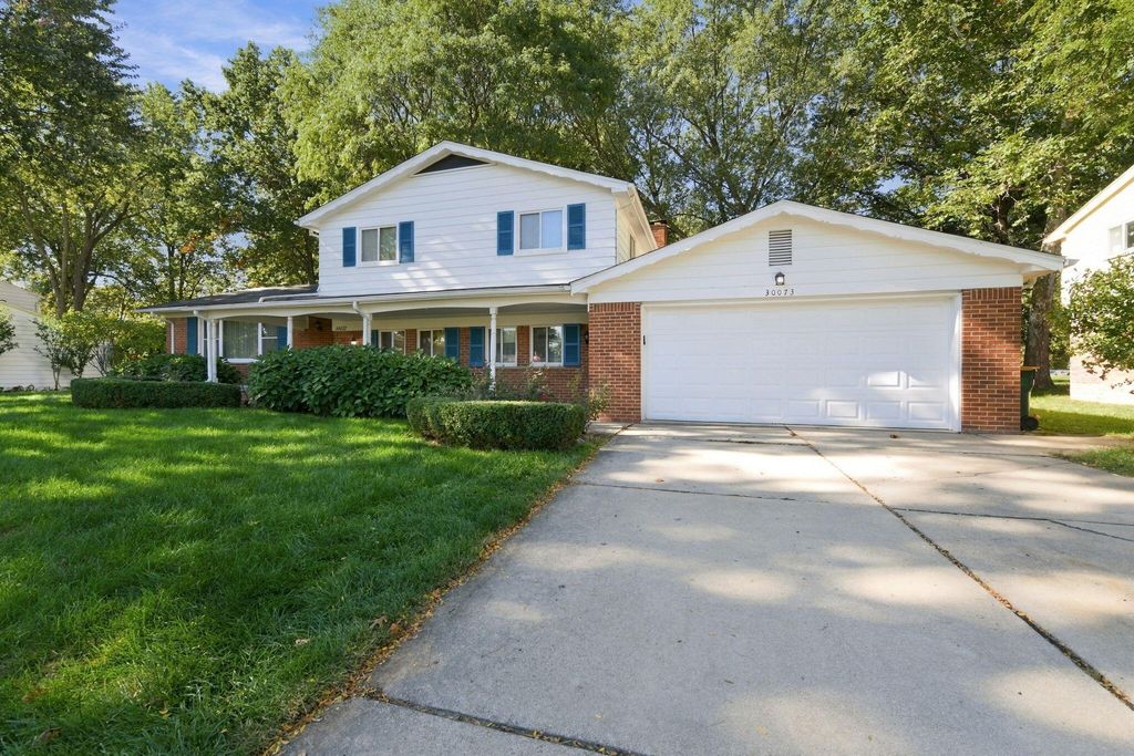 30073 Wicklow Road, Farmington Hills