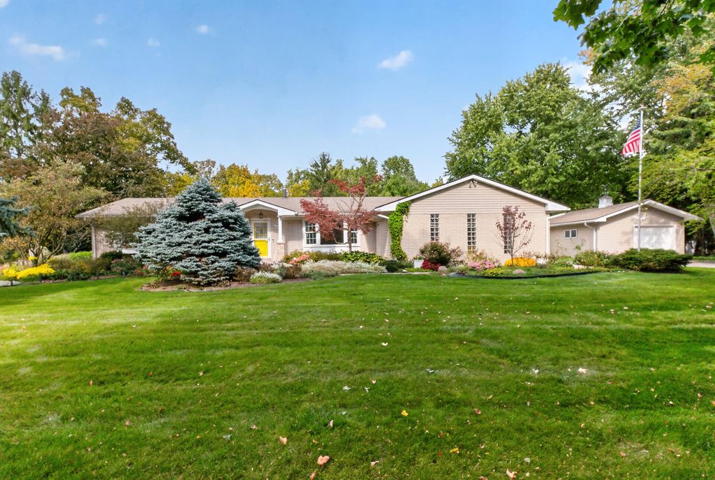 8515 Acorne Avenue, Milan