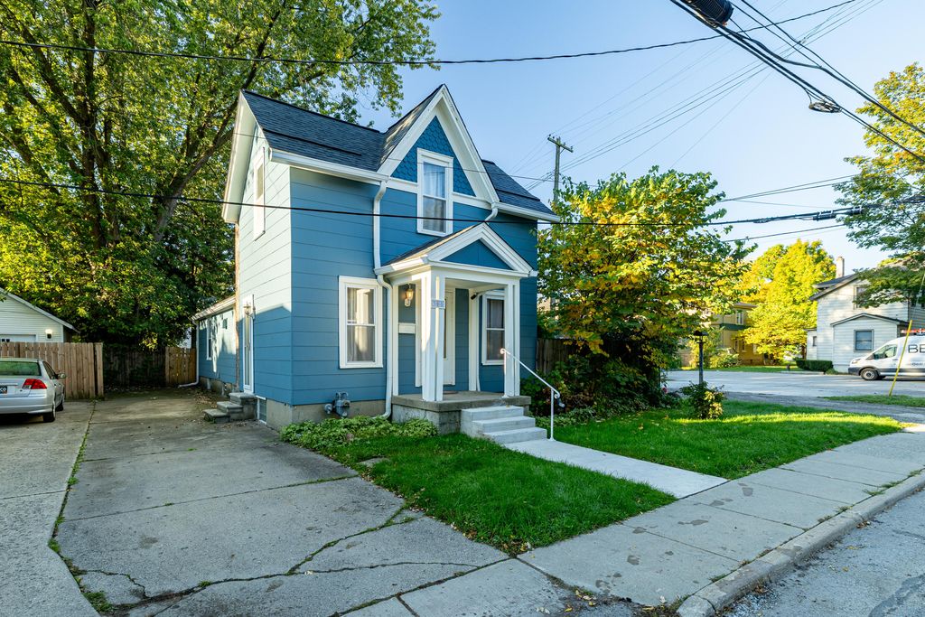 305 Emmet Street, Ypsilanti