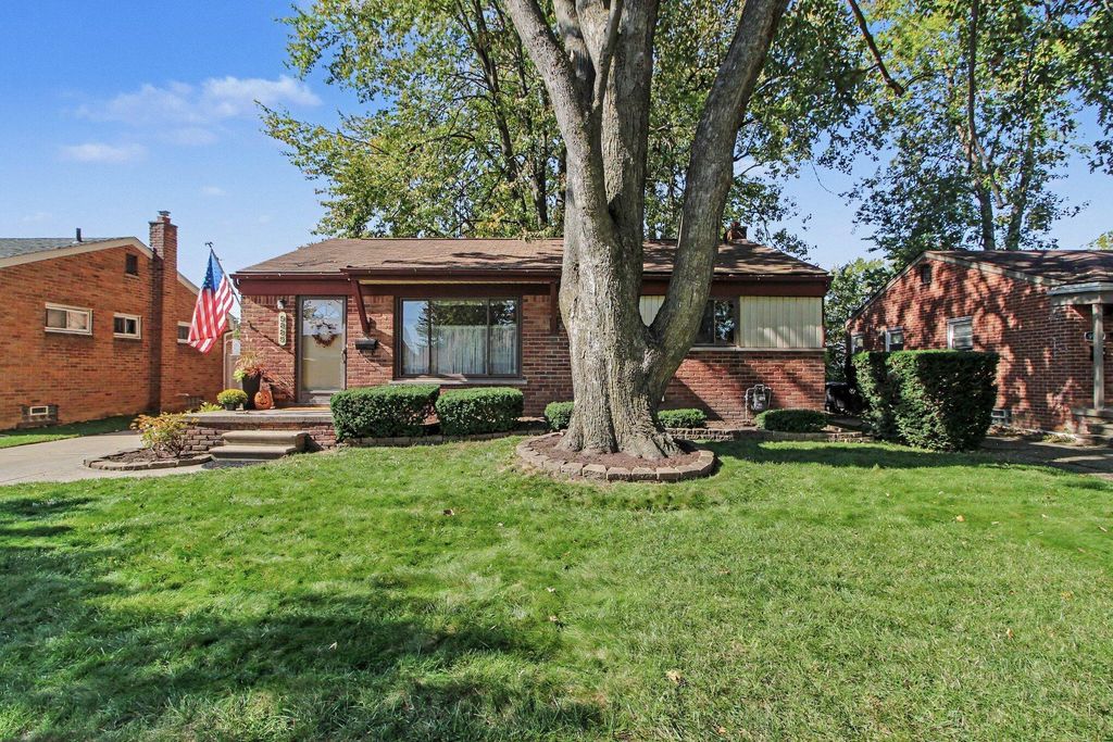 9885 Milburn Street, Livonia city