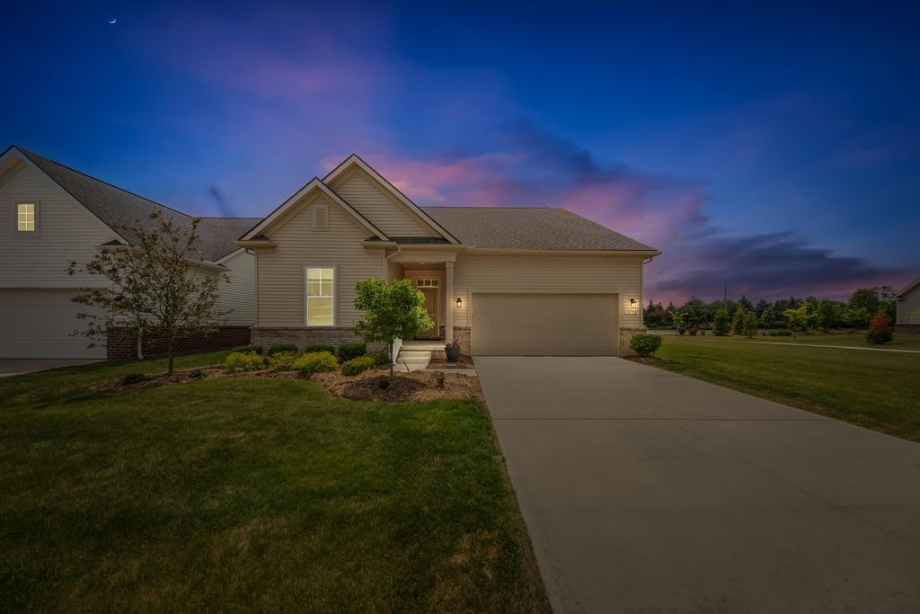 3772 Park Creek Lane, Canton charter township