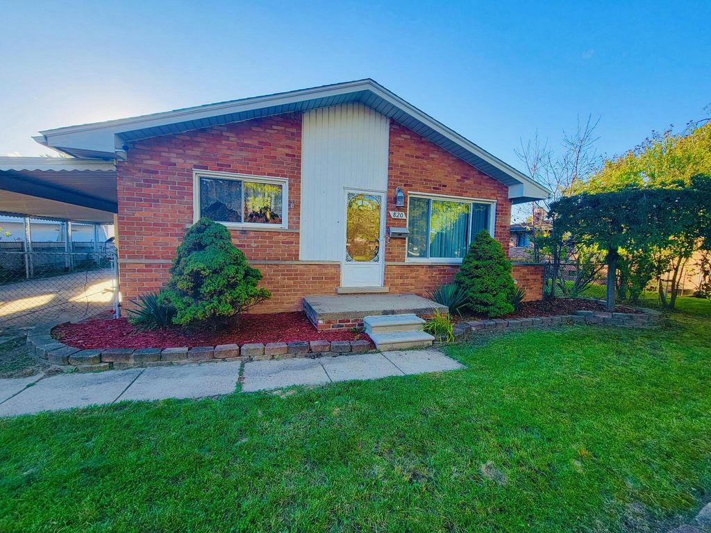 820 S Venoy Road, Westland