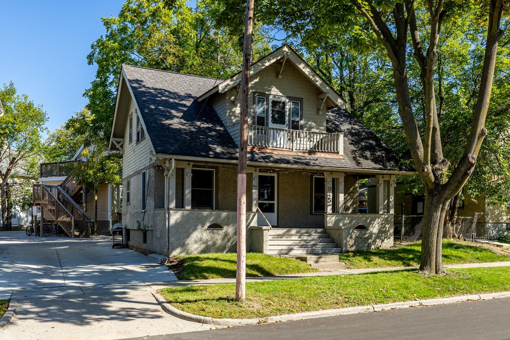 945 Dewey Avenue, Ann Arbor city