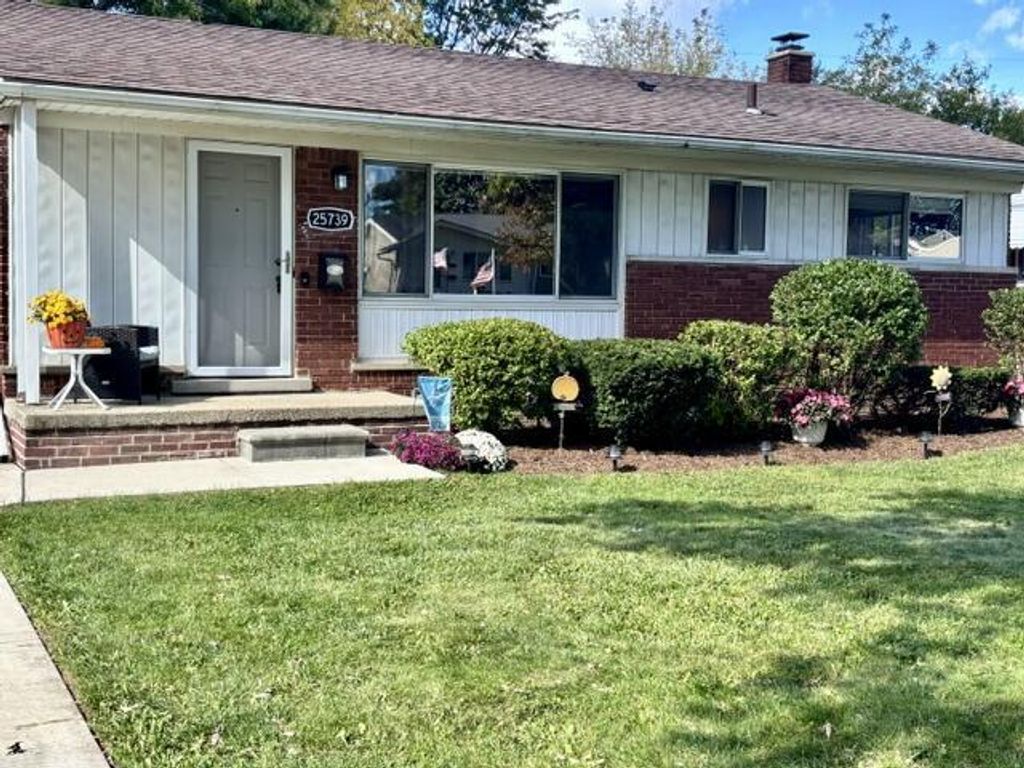 25739 Wagner Avenue, Warren