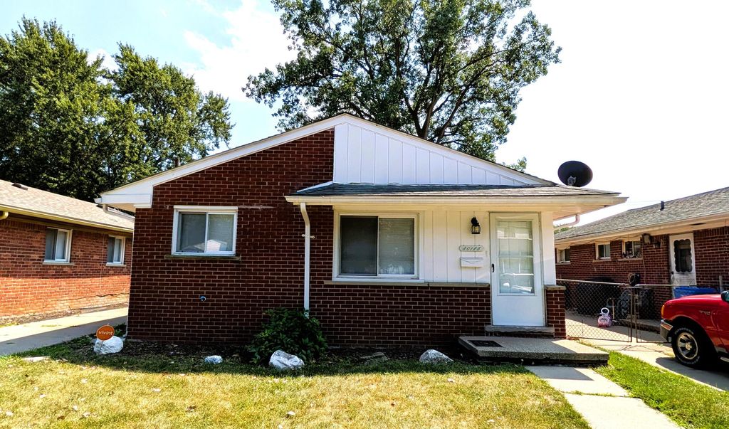 30185 Hazelwood Street, Inkster