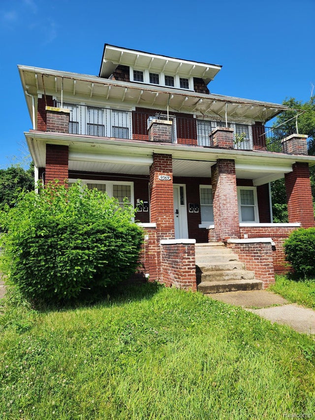9369 Genessee, Detroit city
