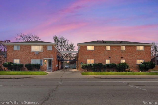 4470 E Outer Dr, Detroit city