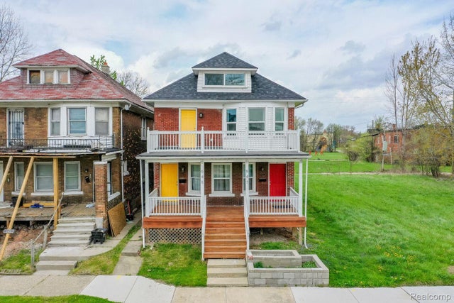 647 E Bethune St, Detroit city