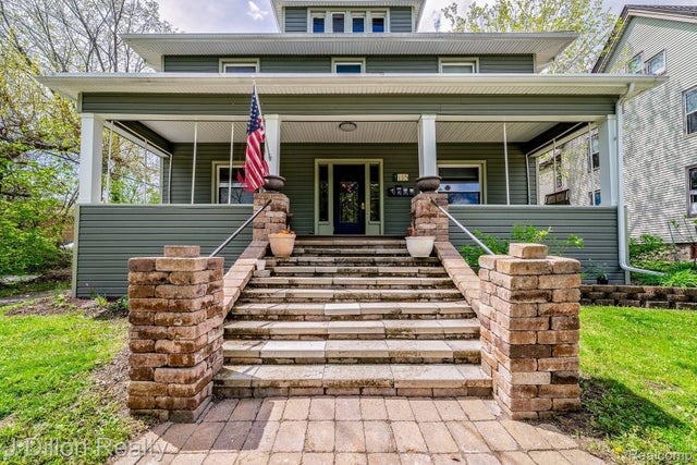 115 College Place, Ypsilanti city