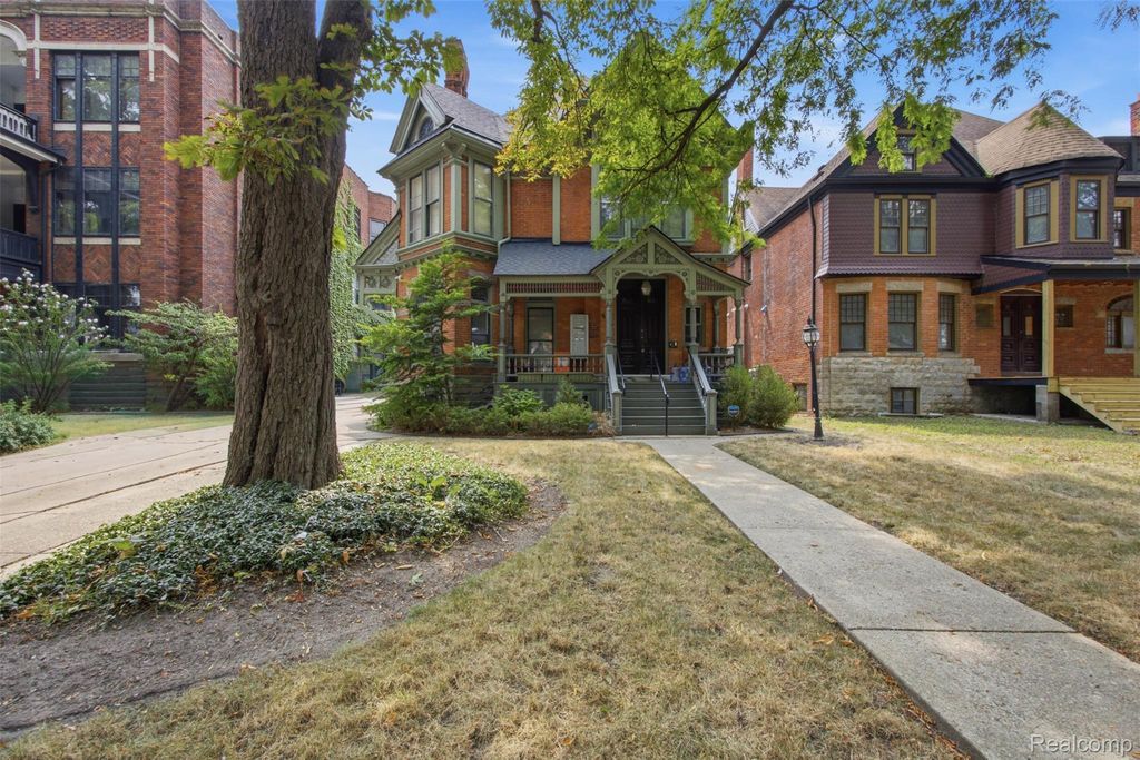 669 W Canfield Street, Detroit