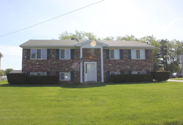 7423 Roger Thomas #1, Genesee charter township