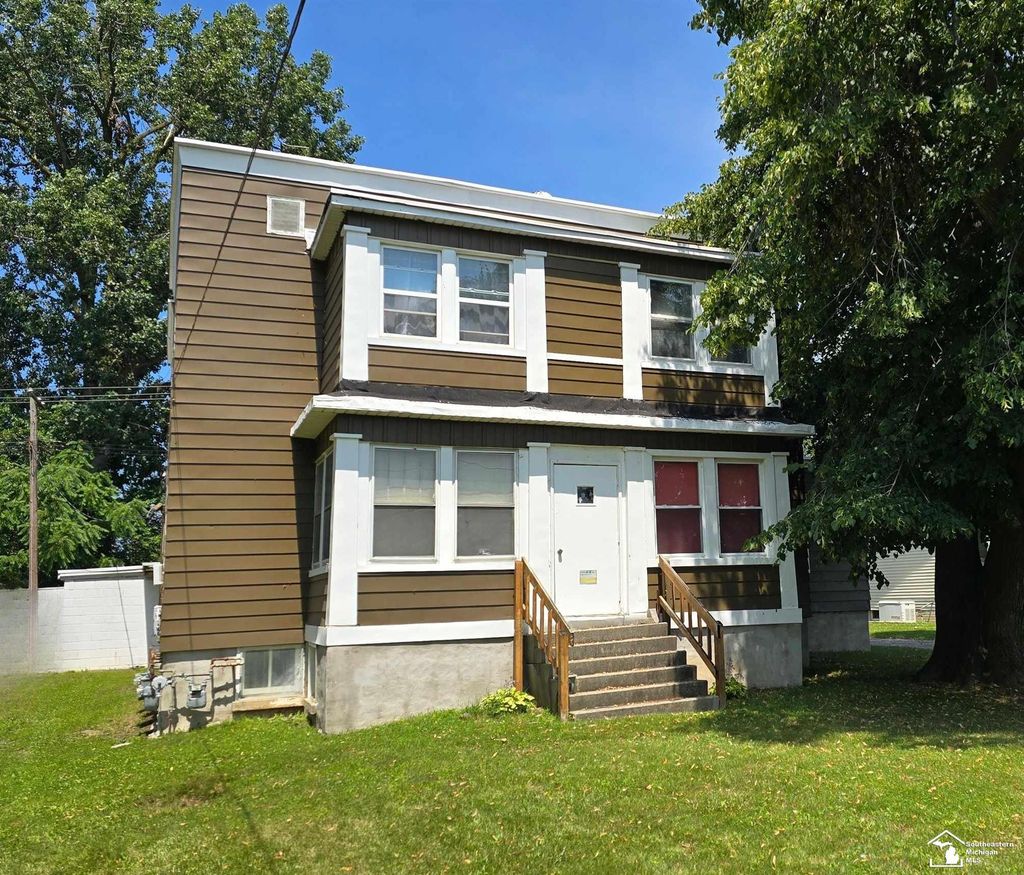 3042 S Custer Rd, Monroe