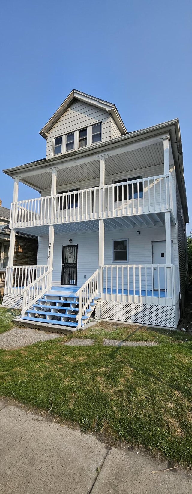 2438 Burnside Street, Detroit city