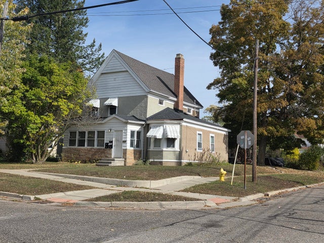 202 N River Street, Ypsilanti city