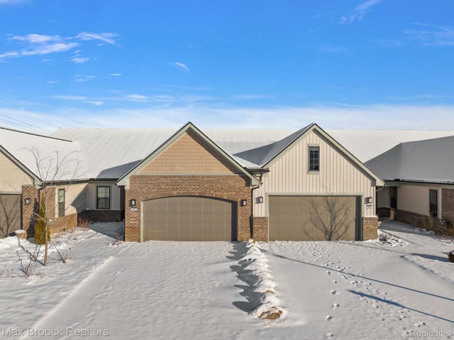 1521  Tribute Dr, Bloomfield Hills city