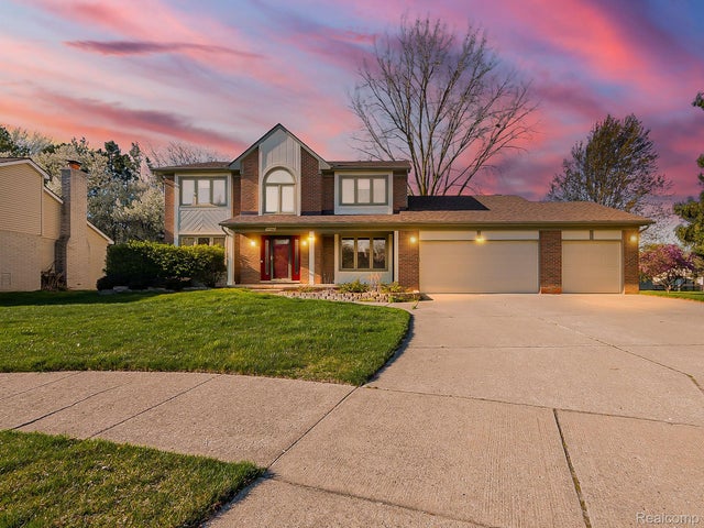 44468 Williams Dr, Novi city