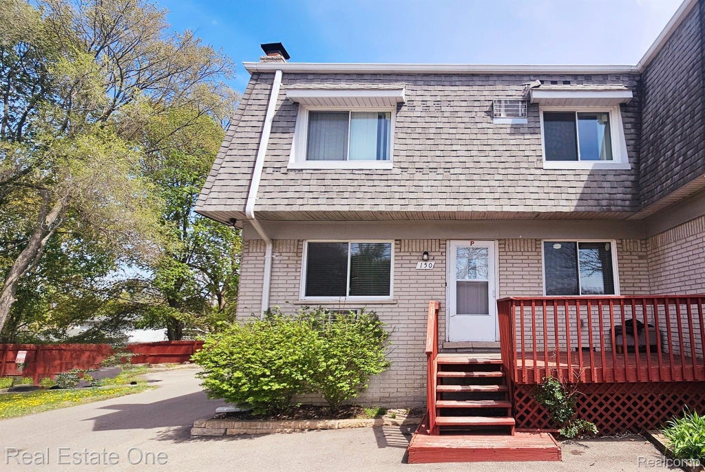 150 Ladd Rd, Walled Lake city