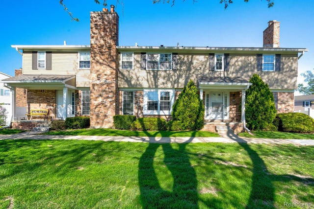 21049 W Glen Haven Cir, Novi city