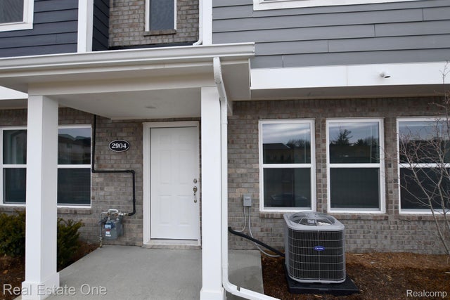 2904 Zana Drive, Troy city