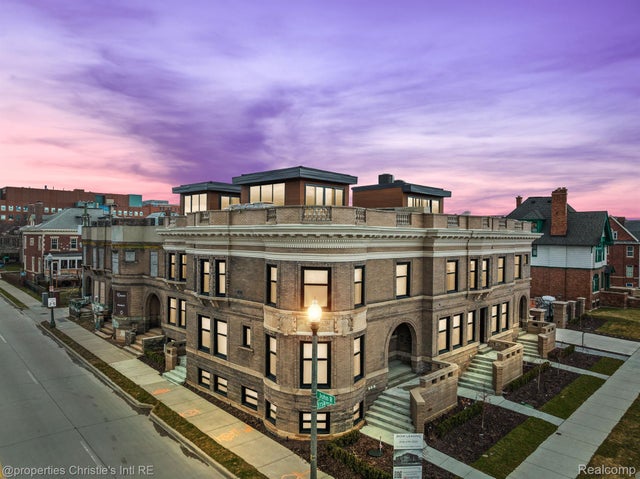 203 Erskine Street B, Detroit city