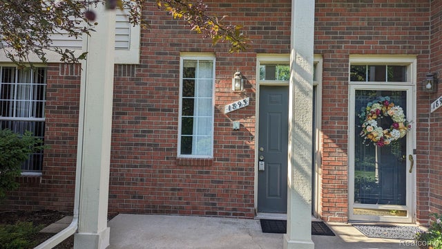1893 Flagstone Circle, Rochester city