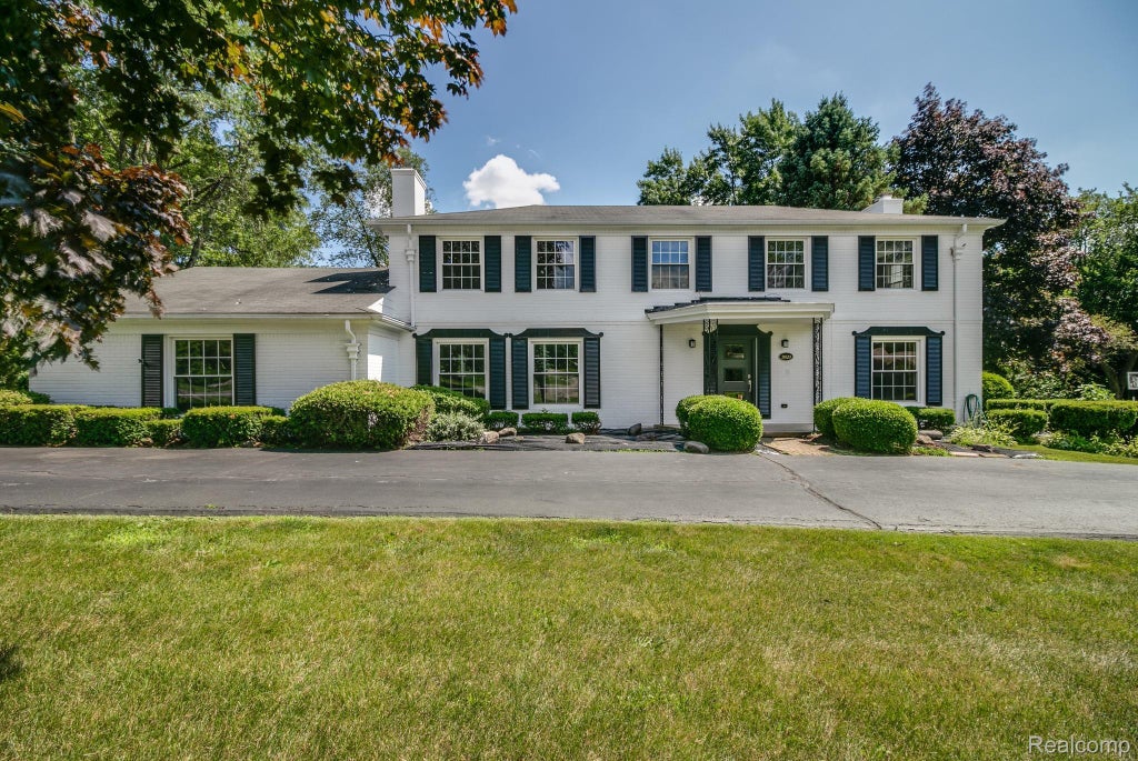 3820 Burning Tree Drive, Bloomfield Hills city