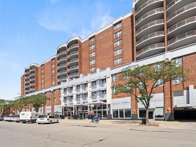 411 S Old Woodward Avenue Unit 925, Birmingham city