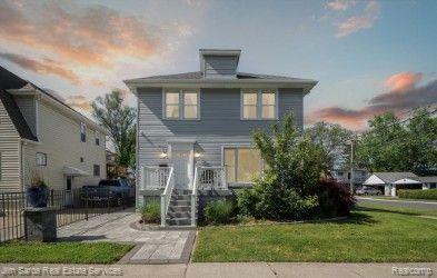 375 Ardmore Drive Upper Unit, Ferndale city