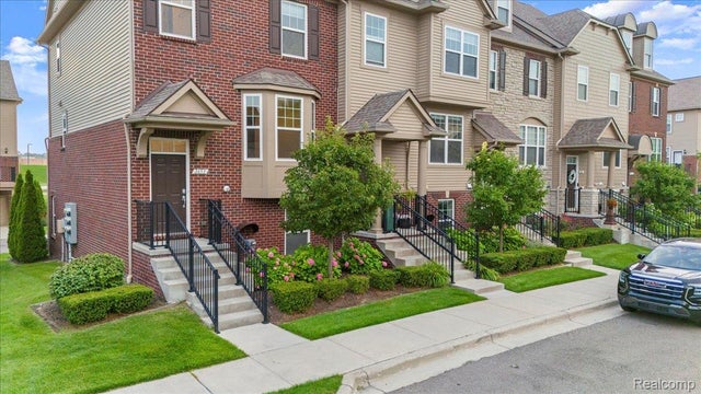 2653 Helmsdale Circle, Rochester city