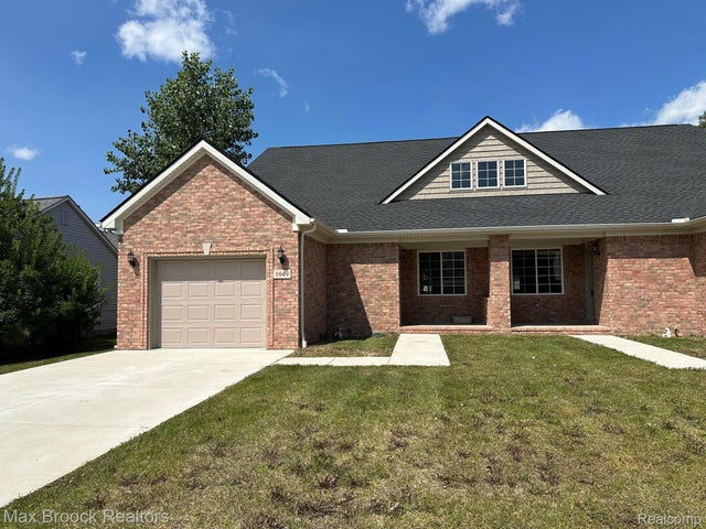 1049 Birchwood Drive, Troy city