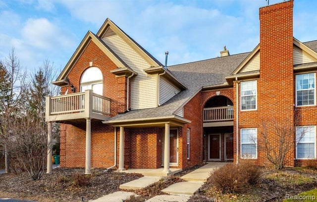 28301 Carlton Way Drive, Novi city