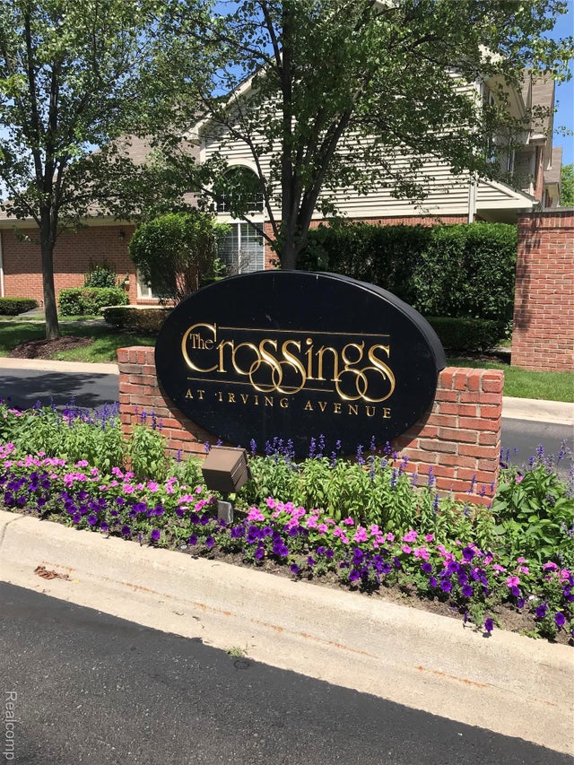 420 James Circle, Royal Oak city