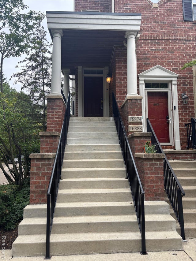 16874 Farmington Road, Livonia city