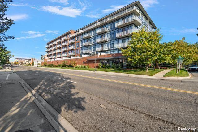 101 Curry Avenue 610, Royal Oak city