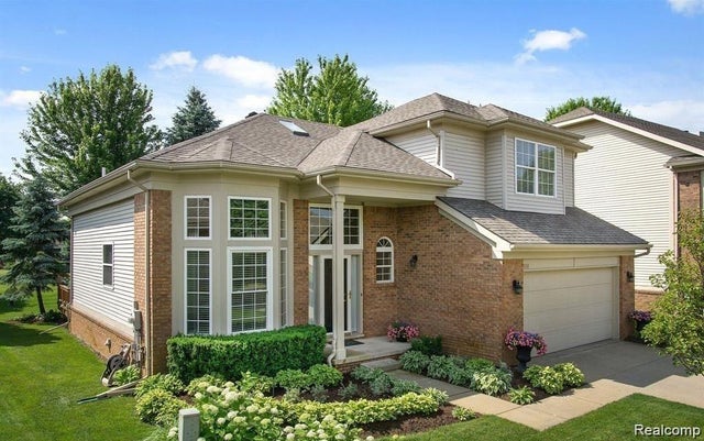 3141 Bridlewood Drive, Rochester city